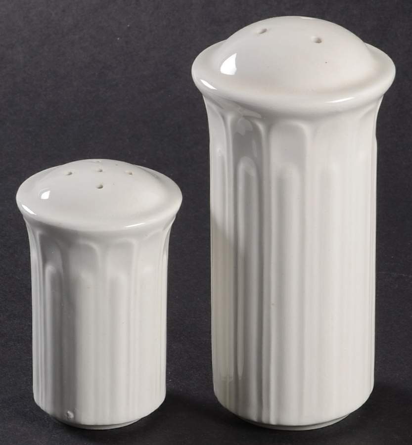 Acanthus Salt & Pepper Set by Pontesa-1