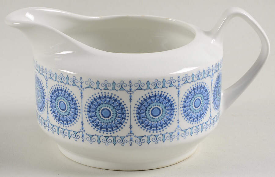 Granada Round Gravy Boat by Pontesa-1