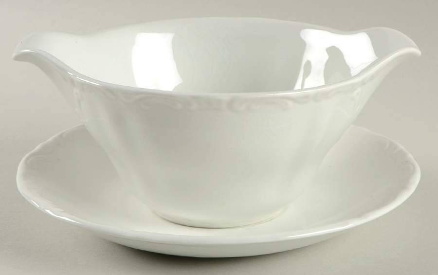 PNT4 Gravy Boat & Underplate by Pontesa-1