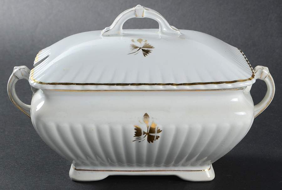 POB1 Sauce Boat & Lid by Powell, Bishop & Stonier-1