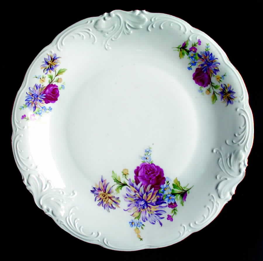 Rosecrest Dinner Plate by Wawel-1