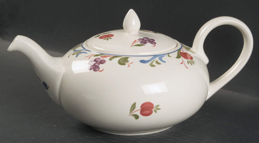 Cranborne Teapot & Lid by Poole Pottery-1