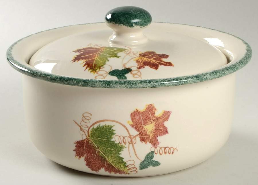 New England 2.5 Qt Round Covered Casserole by Poole Pottery-1