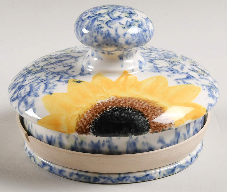 Vincent Lid for 7" Storage Jar by Poole Pottery-1