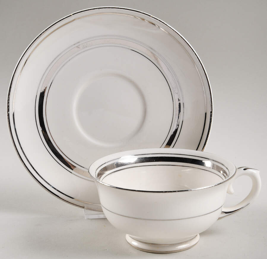 1071 Footed Cup & Saucer Set by Pope Gosser-1