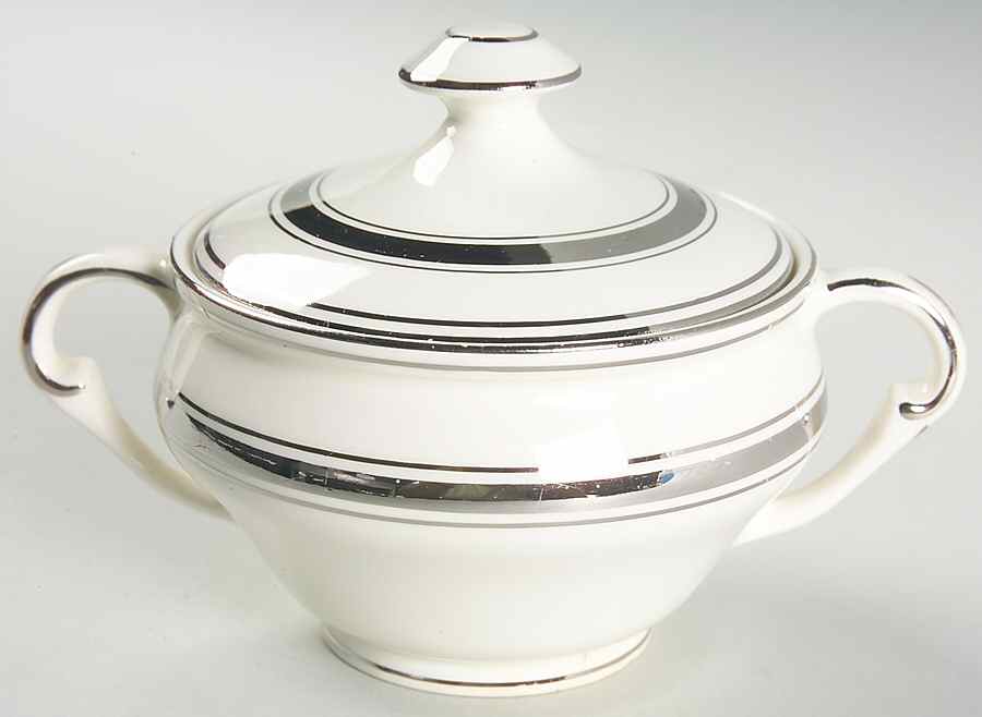 1071 Sugar Bowl & Lid by Pope Gosser-1