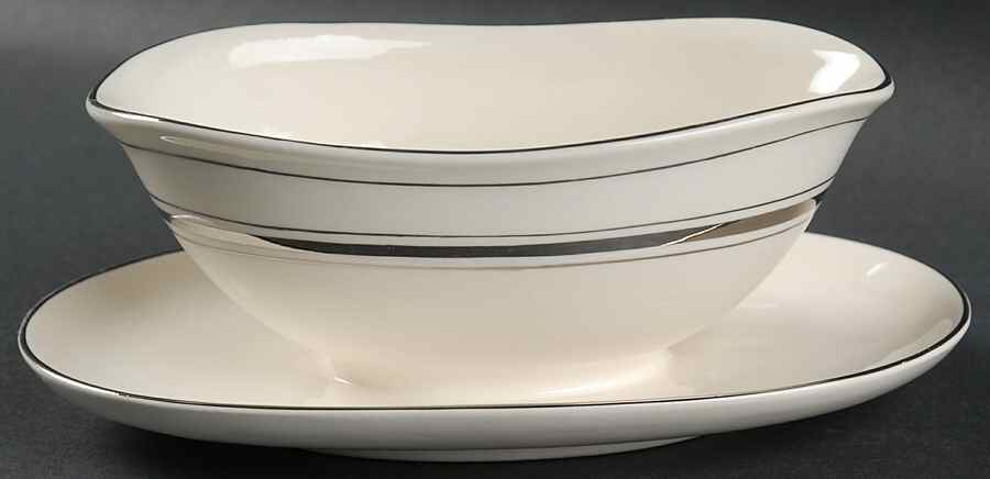1071 Gravy Boat with Attached Underplate by Pope Gosser-1