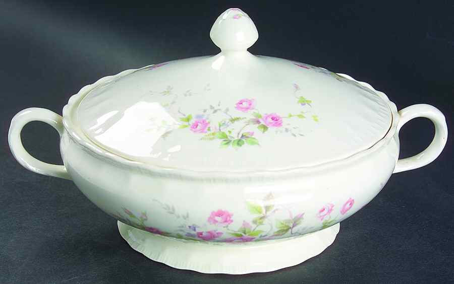 3159 Round Covered Vegetable by Pope Gosser-1