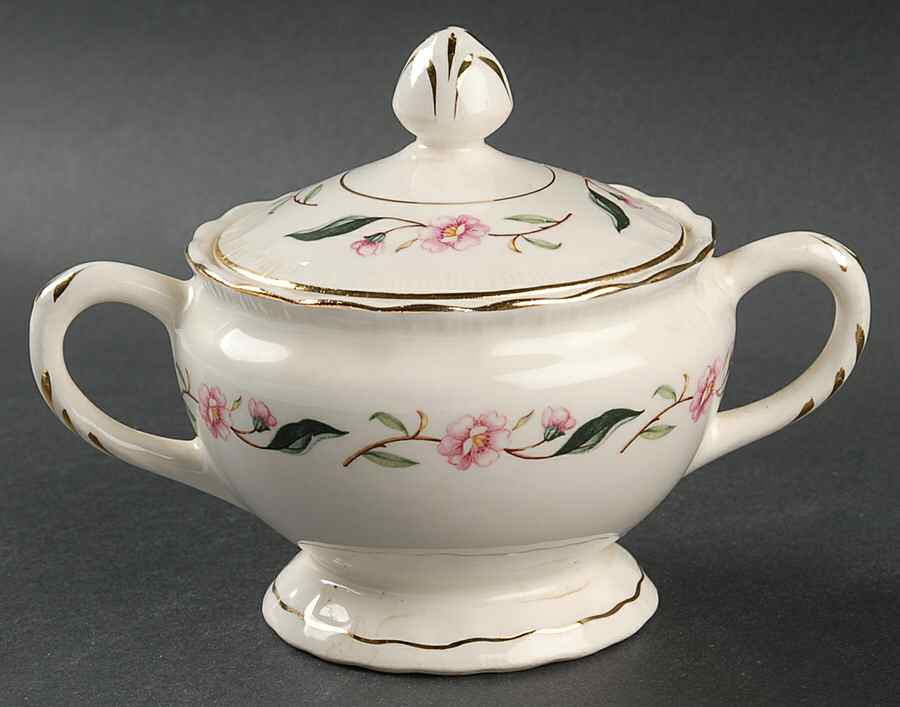 3204 Sugar Bowl & Lid by Pope Gosser-1
