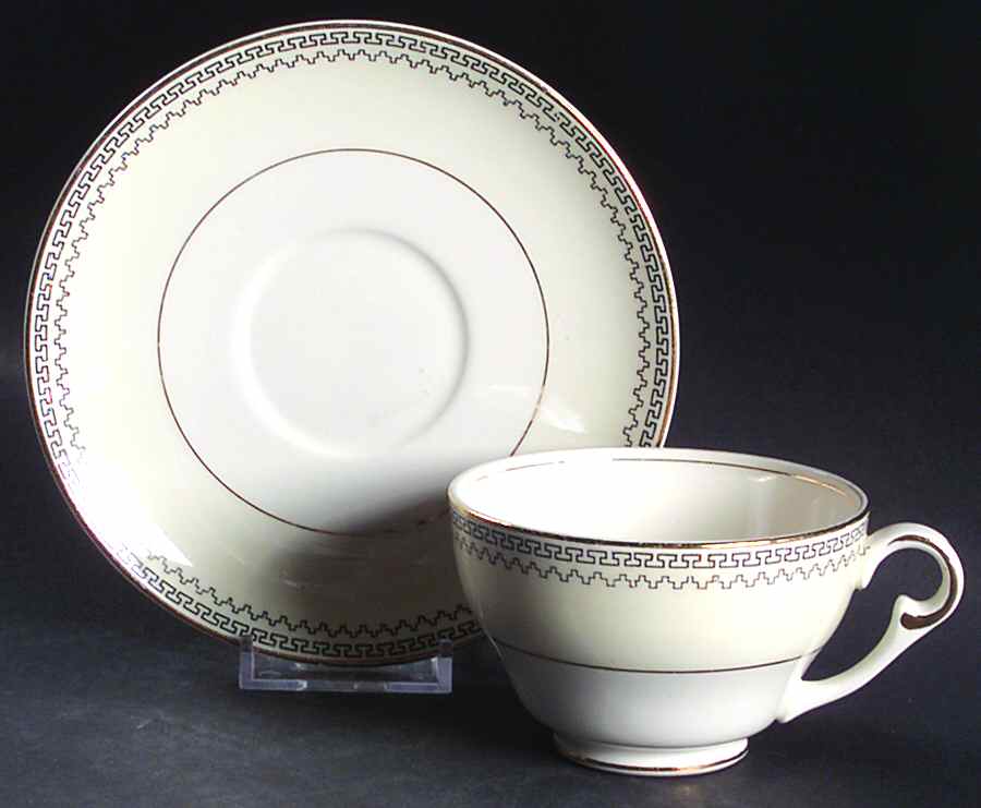 Arvilla Footed Cup & Saucer Set by Pope Gosser-1