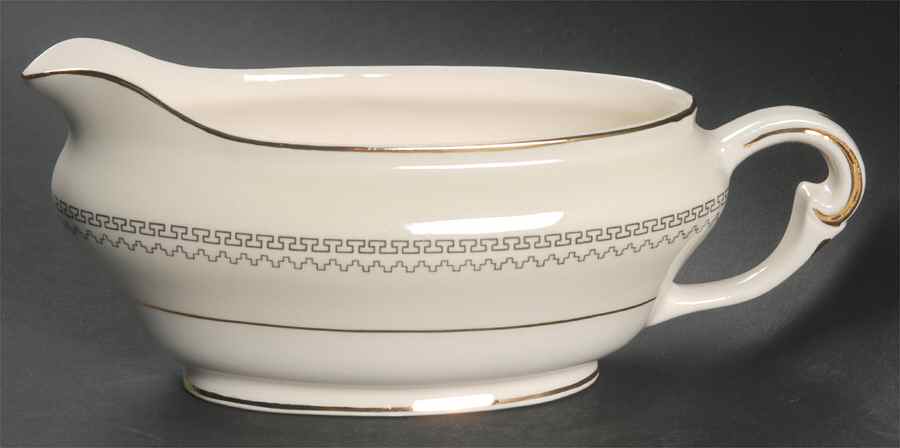 Arvilla Gravy Boat by Pope Gosser-1