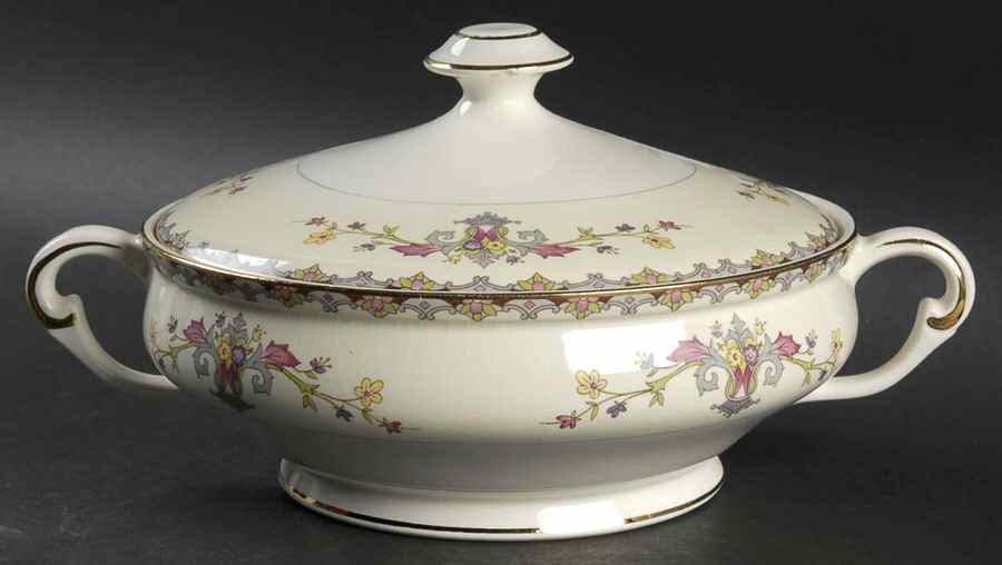 Countess Round Covered Vegetable by Pope Gosser-1