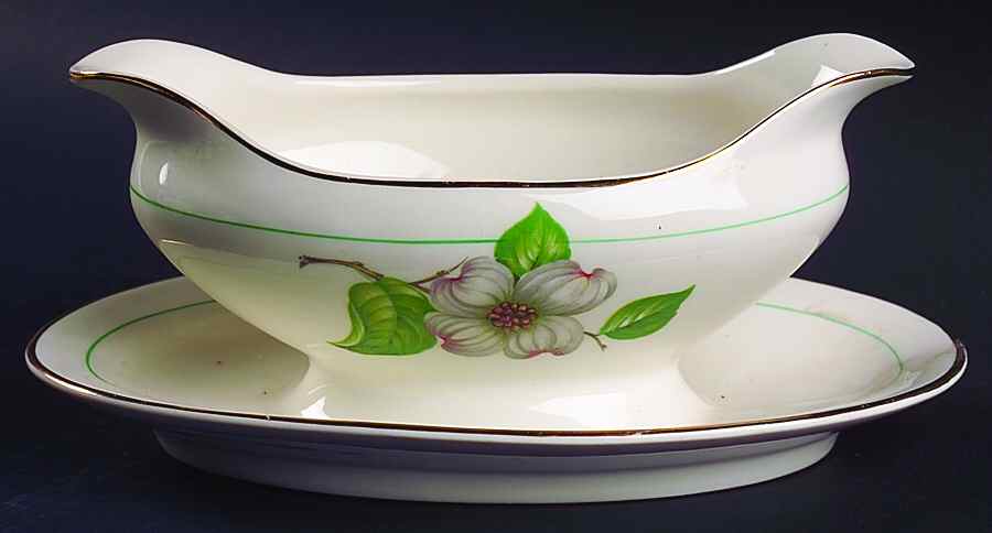 Dogwood (Smooth Edge) Gravy Boat with Attached Underplate by Pope Gosser-1