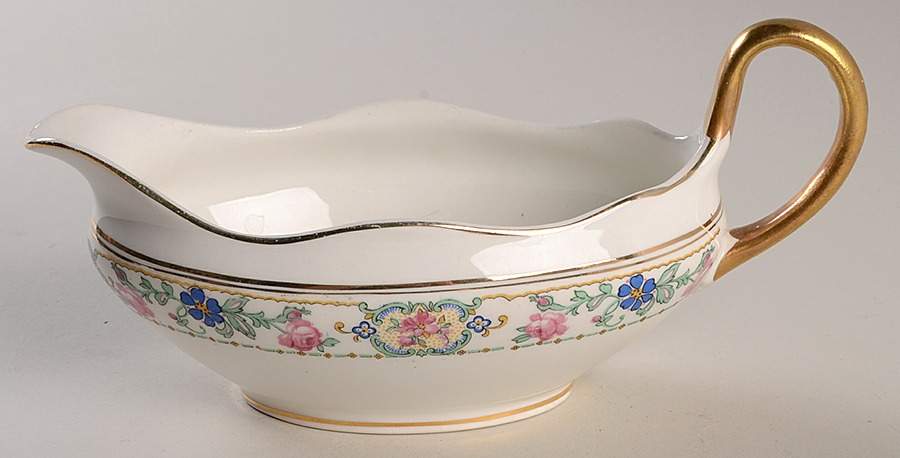 Duchess Gravy Boat by Pope Gosser-1