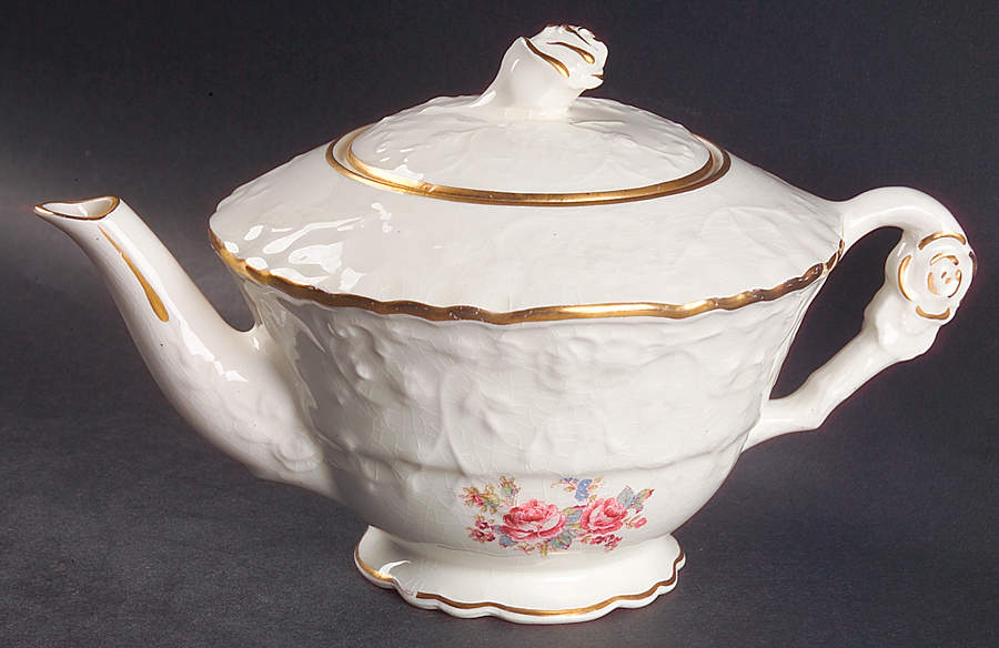 Embassy Teapot & Lid by Pope Gosser-1