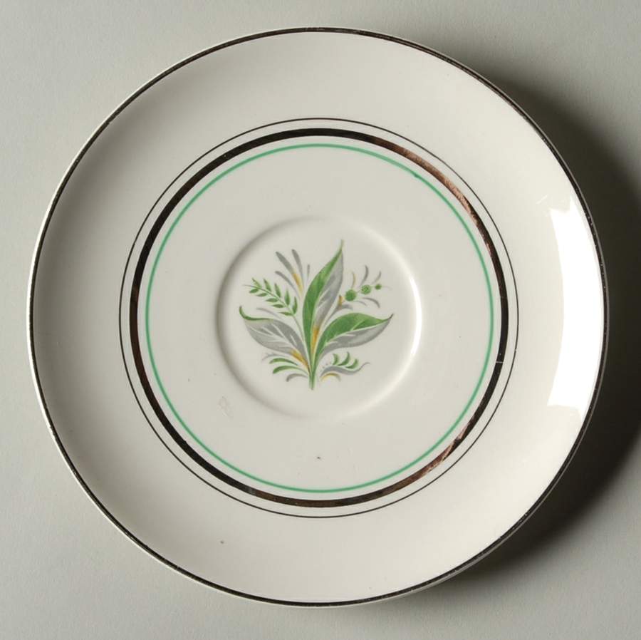 Encore (Platinum Inner Ring) Saucer by Pope Gosser-1