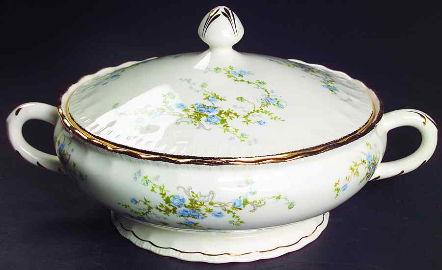 Fleurette Round Covered Vegetable by Pope Gosser-1