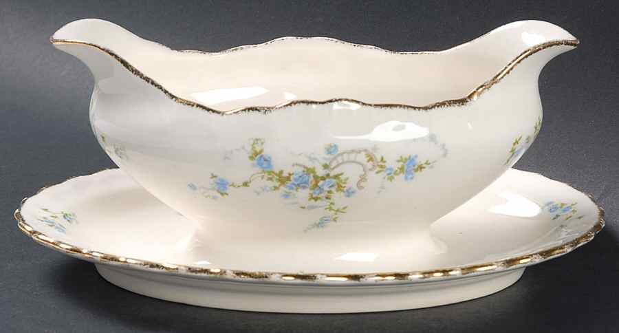 Fleurette Gravy Boat with Attached Underplate by Pope Gosser-1