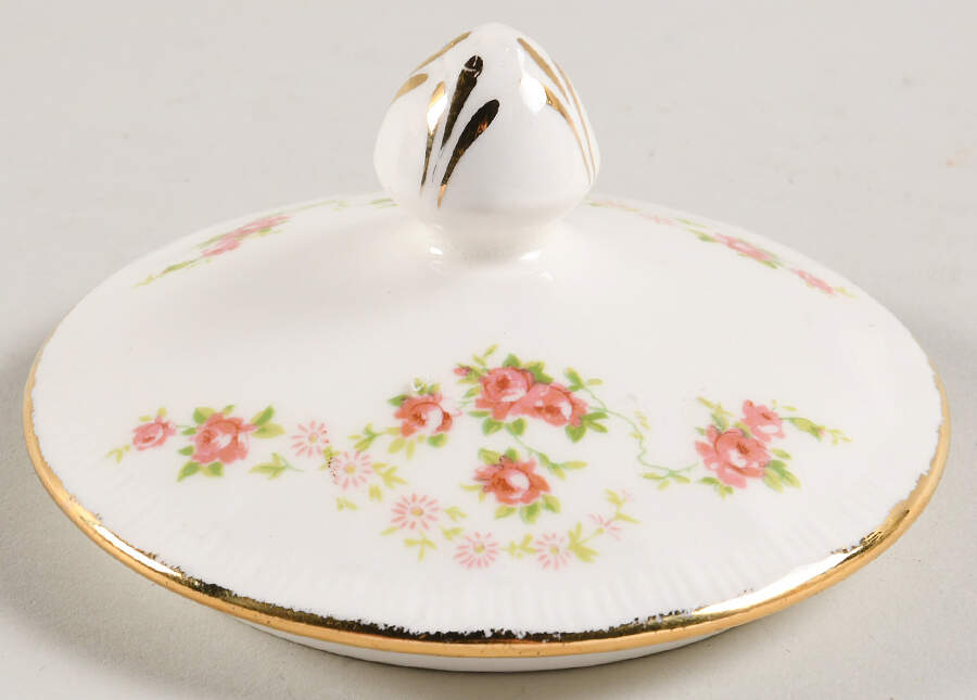Florence (Scalloped Edge) Lid for Sugar Bowl by Pope Gosser-1
