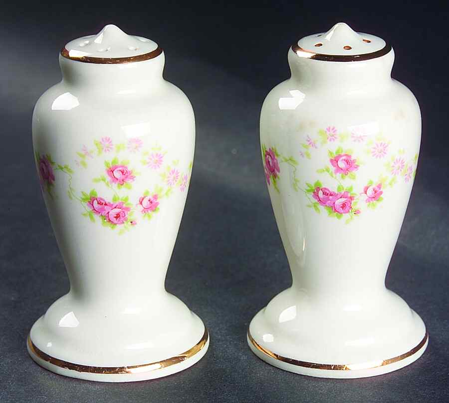 Florence (Smooth Edge) Salt & Pepper Set by Pope Gosser-1