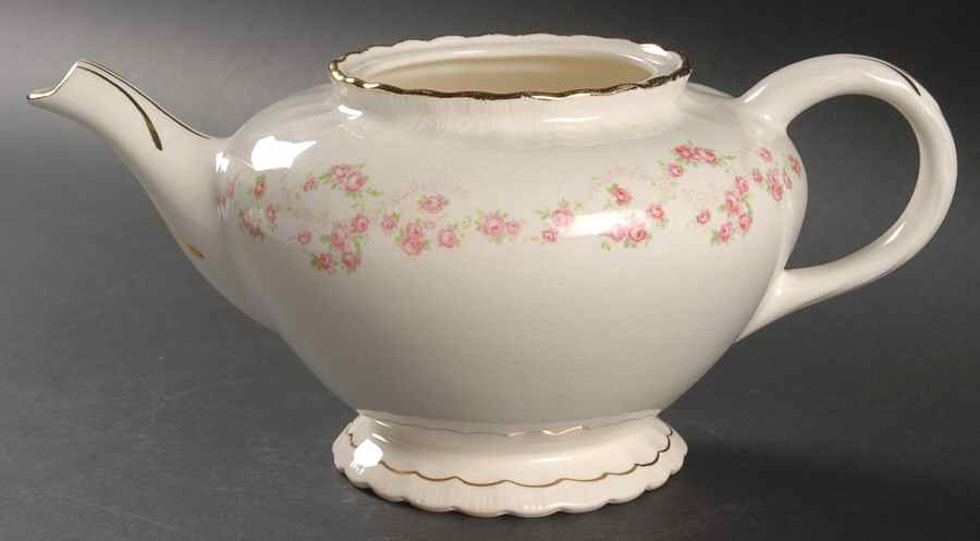 Florence (Scalloped Edge) Teapot No Lid by Pope Gosser-1