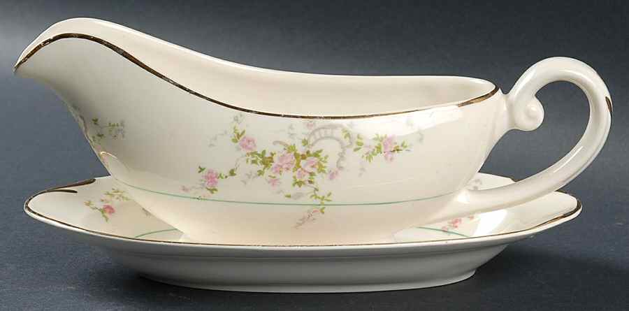 Gwendolyn Gravy Boat & Underplate by Pope Gosser-1