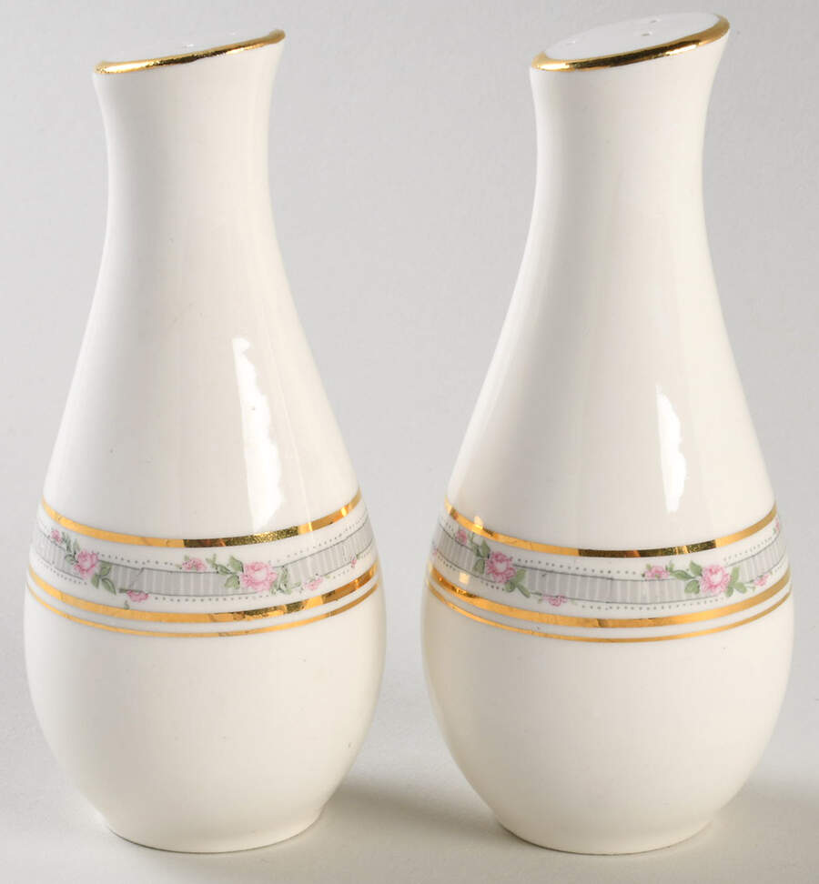 La Belle Salt & Pepper Set by Pope Gosser-1