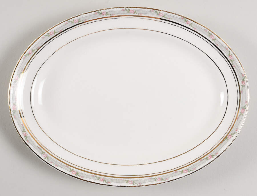 La Belle 9" Oval Serving Platter by Pope Gosser-1