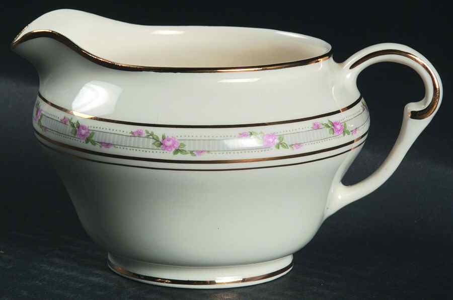 La Belle Creamer by Pope Gosser-1