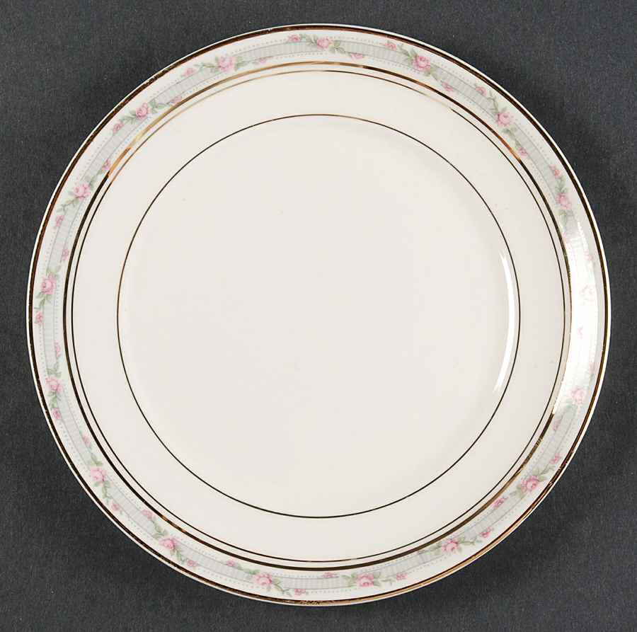 La Belle Bread & Butter Plate by Pope Gosser-1