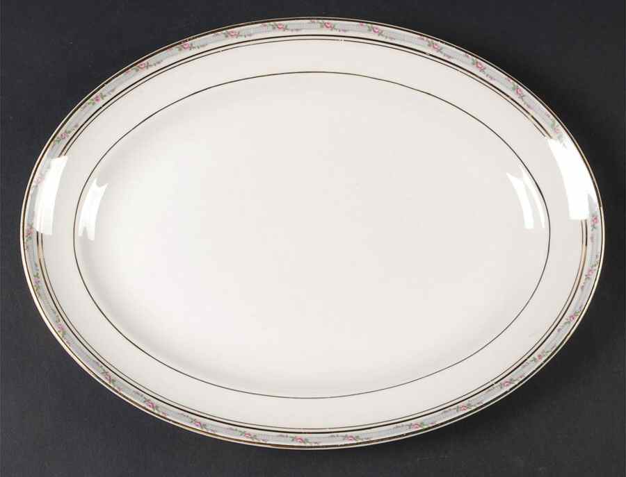 La Belle 13" Oval Serving Platter by Pope Gosser-1