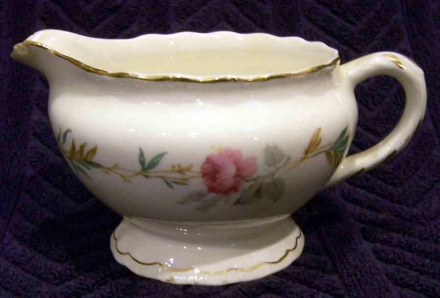 Largo Gravy Boat by Pope Gosser-1