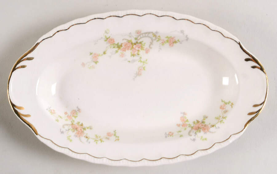 Leon Underplate for Gravy Boat by Pope Gosser-1