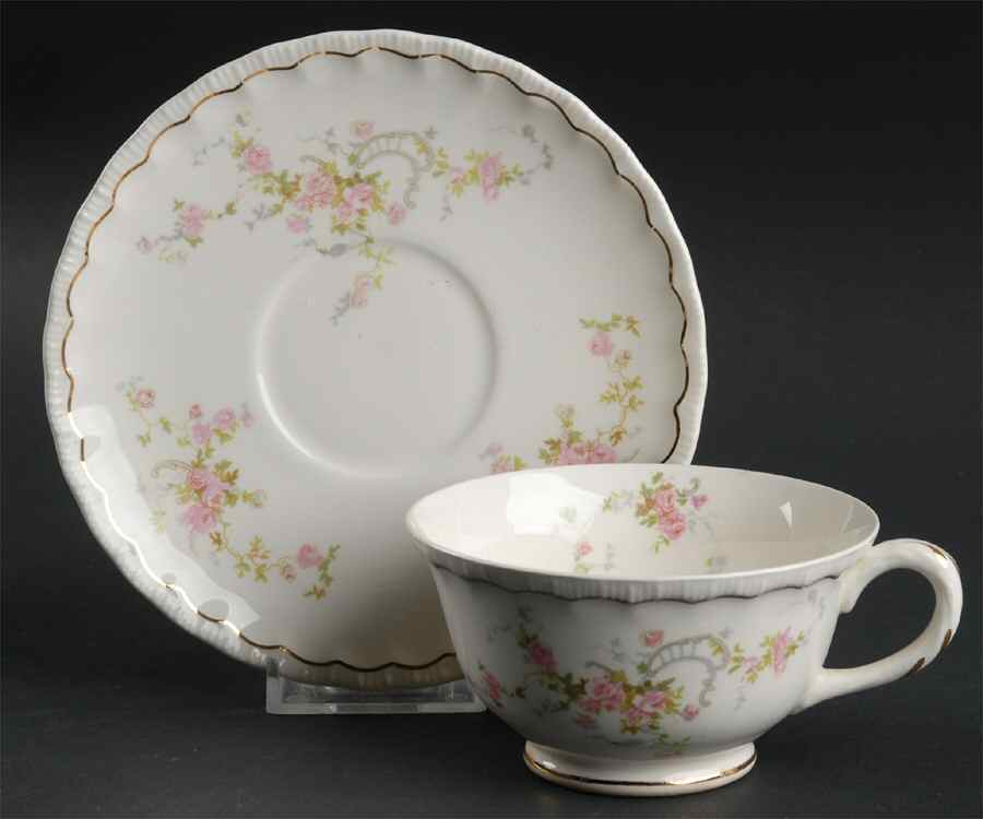 Leon Footed Cup & Saucer Set by Pope Gosser-1