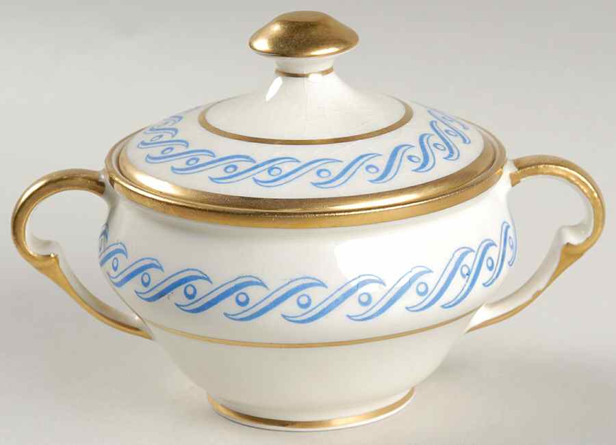 Liberty Blue Sugar Bowl & Lid by Pope Gosser-1