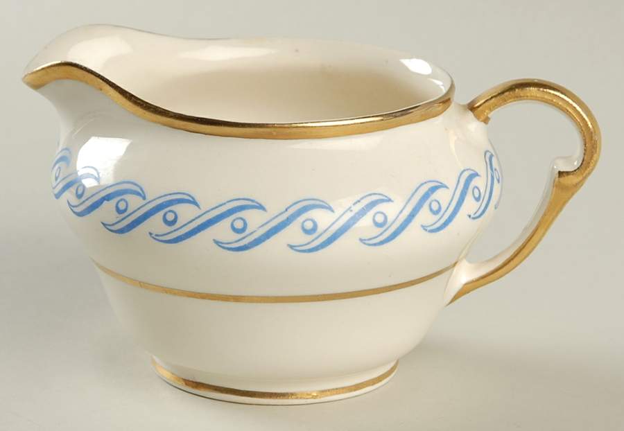 Liberty Blue Creamer by Pope Gosser-1