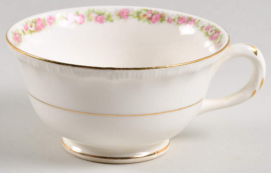 Lurie Footed Cup by Pope Gosser-1