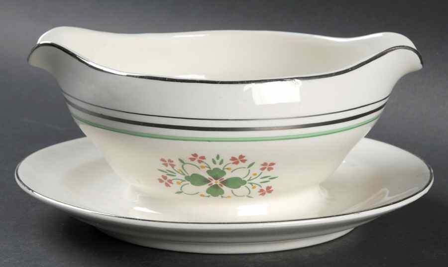 Madison Gravy Boat with Attached Underplate by Pope Gosser-1