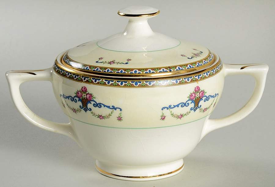 Melrose Sugar Bowl & Lid by Pope Gosser-1