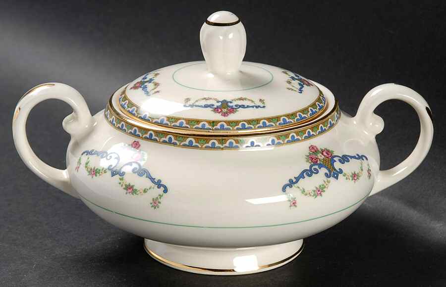 Melrose Sugar Bowl & Lid by Pope Gosser-1