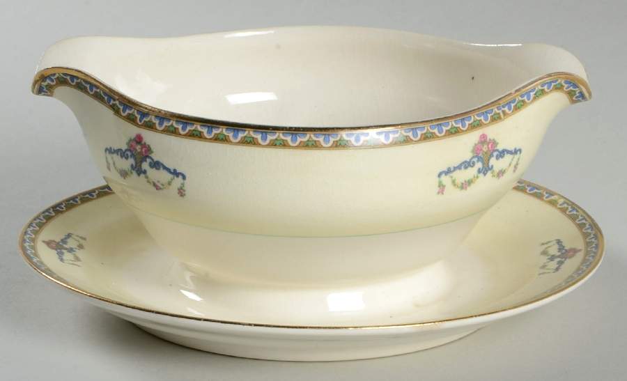 Melrose Gravy Boat with Attached Underplate by Pope Gosser-1
