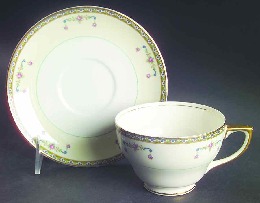 Melrose Flat Cup & Saucer Set by Pope Gosser-1