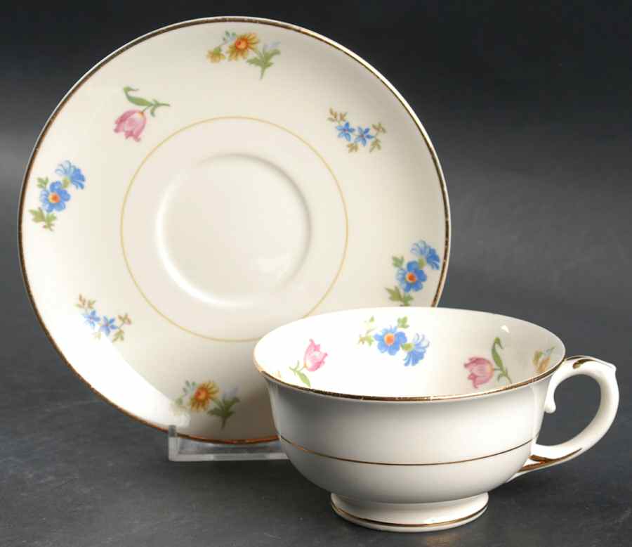 Paula Footed Cup & Saucer Set by Pope Gosser-1