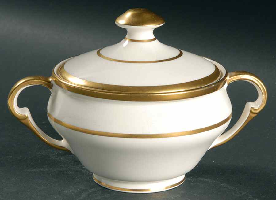Pembroke Sugar Bowl & Lid by Pope Gosser-1
