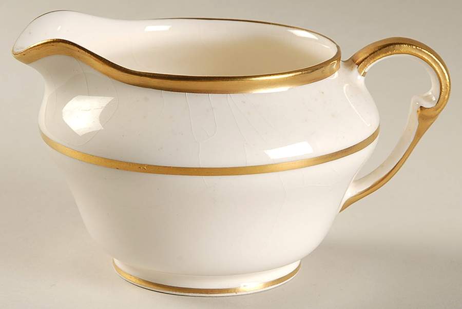 Pembroke Creamer by Pope Gosser-1