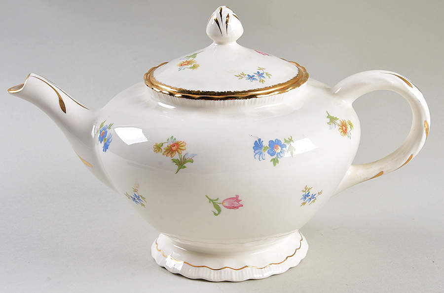 Pinafore (Brushed Gold Trim) Teapot & Lid by Pope Gosser-1