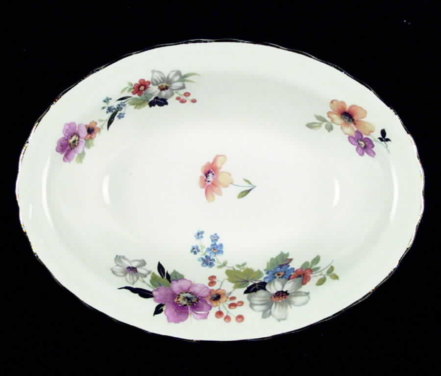 3188 9" Oval Vegetable Bowl by Pope Gosser-1