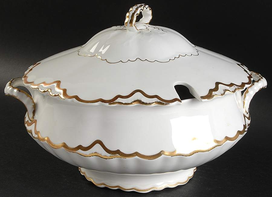 POP23 Tureen &  Lid by Pope Gosser-1
