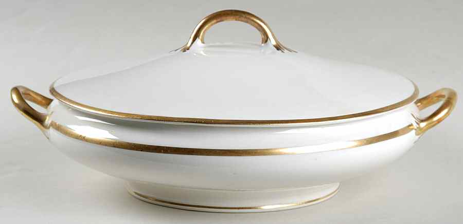 POP28 Round Covered Vegetable by Pope Gosser-1