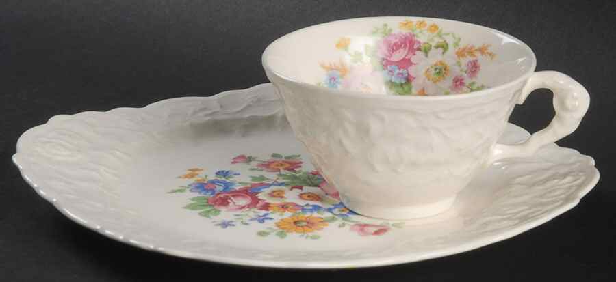 25004 Snack Plate & Cup Set by Pope Gosser-1